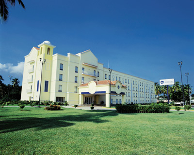 Hotel NH Lazaro Cardenas