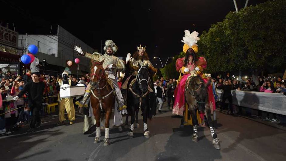 Dia de Los Reyes, Three Kings Day